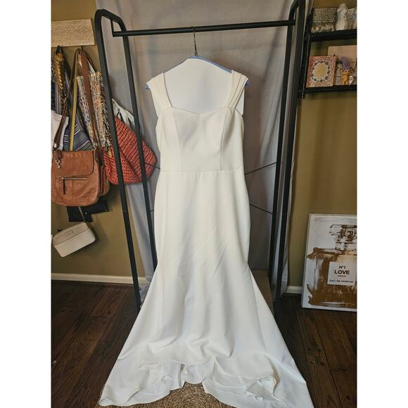 Tebault Bridal Mermaid Wedding Dress with Train – Size 18 True Size 14 - Picture 4 of 16